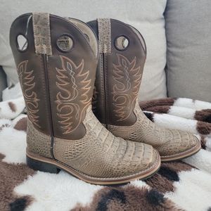 Boys Cody James alligator print boots